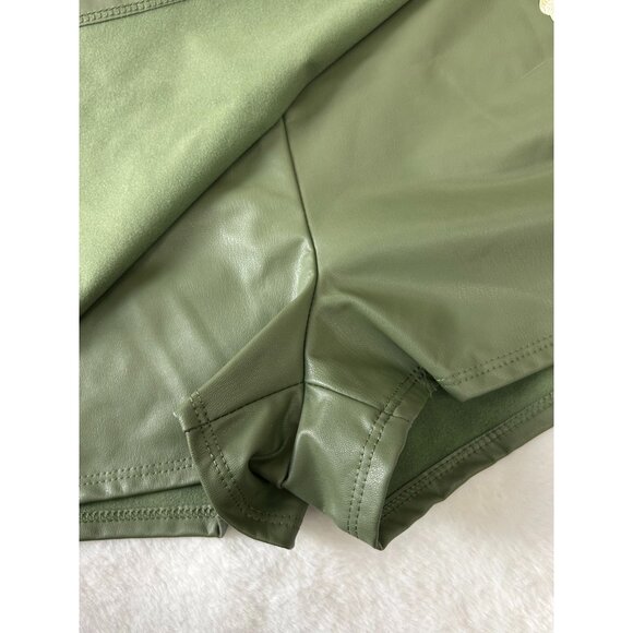 Altar'd State Women's Olive Green Leather Skort Size SMALL NWT - Picture 12 of 14